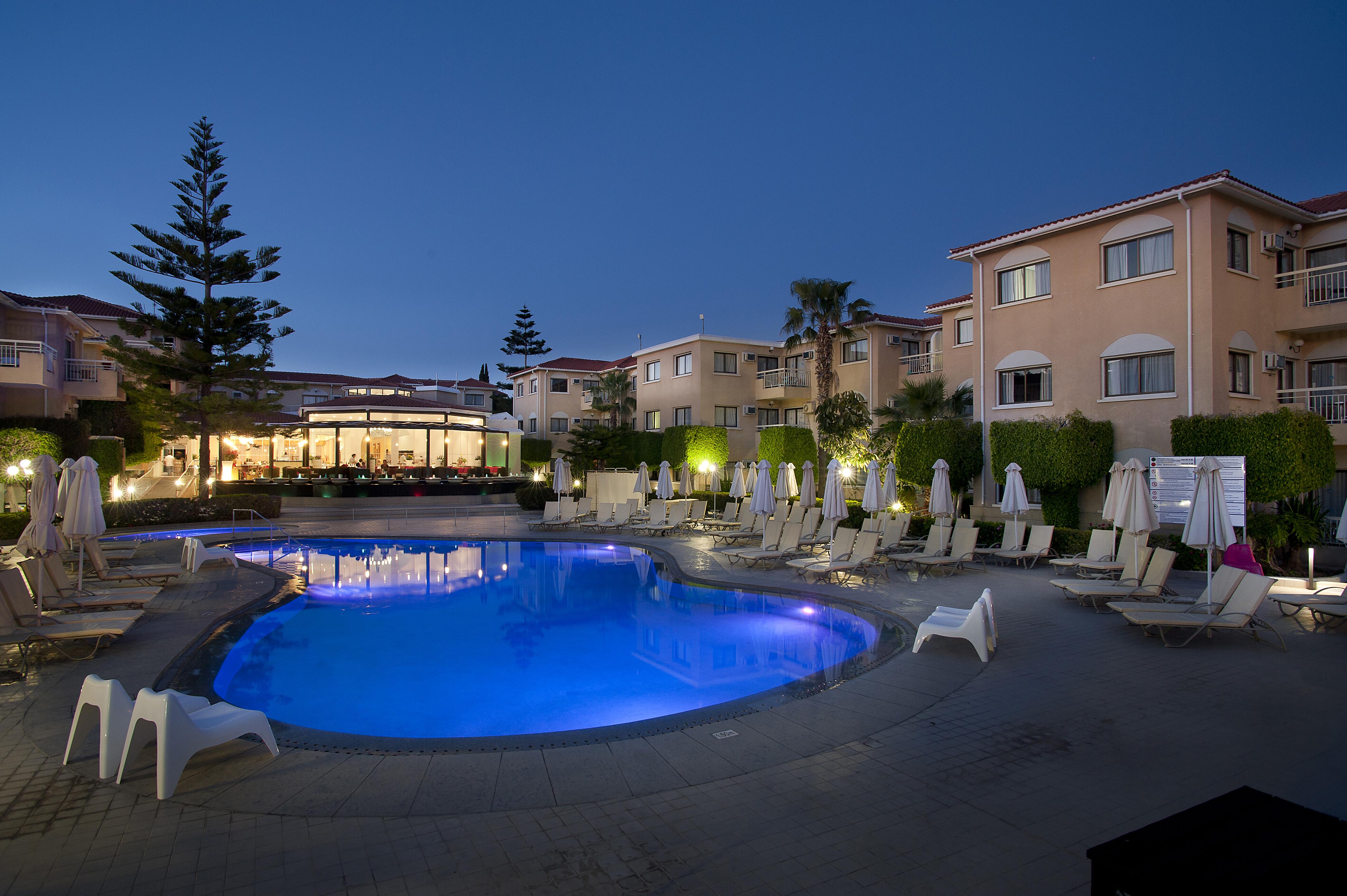 King Jason Paphos - Designed For Adults By Louis Hotels المظهر الخارجي الصورة